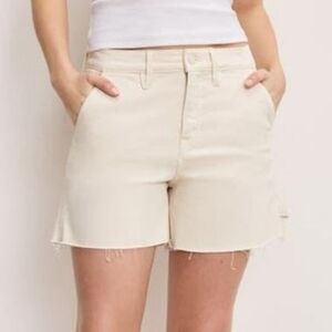 Women's Good American 90s Denim Shorts Ecru Plus Size 30